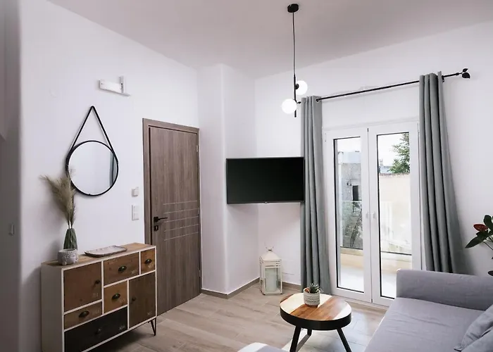 Central Apartments “Evanthia”